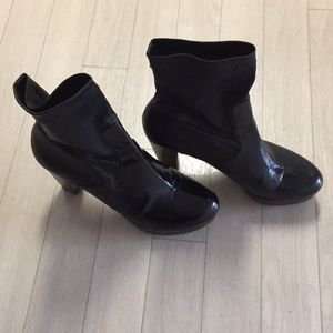 Robert Clergerie Booties